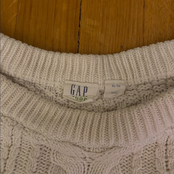 Gap Sweater - Picture 2 of 3